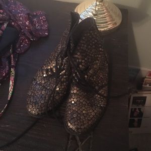 UO Gold Coin Boots